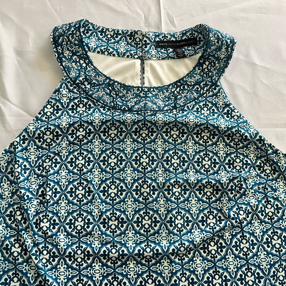 White House Black Market Teal and White sleeveless blouse